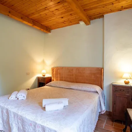 Casa La Montesca Holiday home *