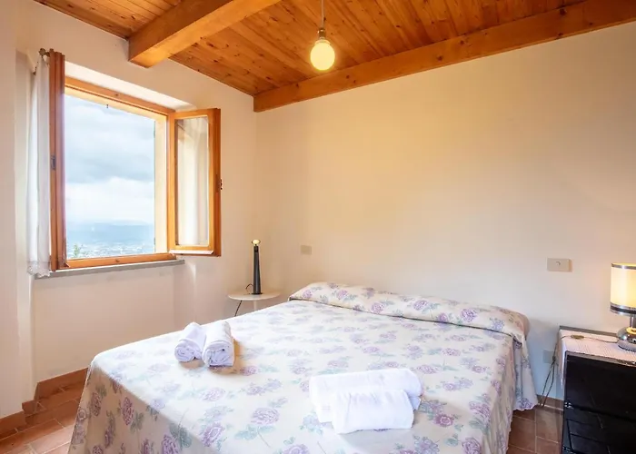 Casa La Montesca Dom wakacyjny *